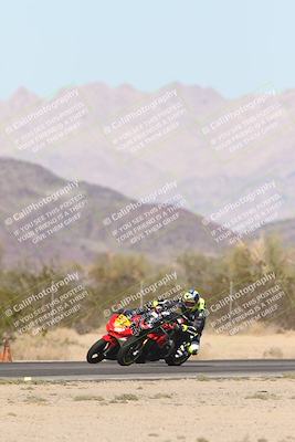 media/Oct-30-2025-Racers Edge (Thu) [[dabbdaf680]]/3-B Group/Session 5 (Turn 6)/